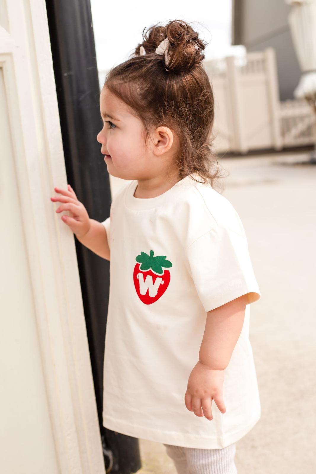 Strawberry Picking Tshirt - Bubble Print