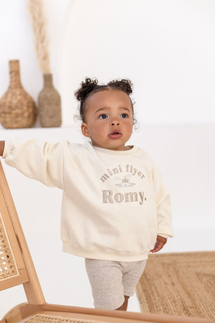 Flyer Signature Indi Elle Sweatshirt - Embroidery