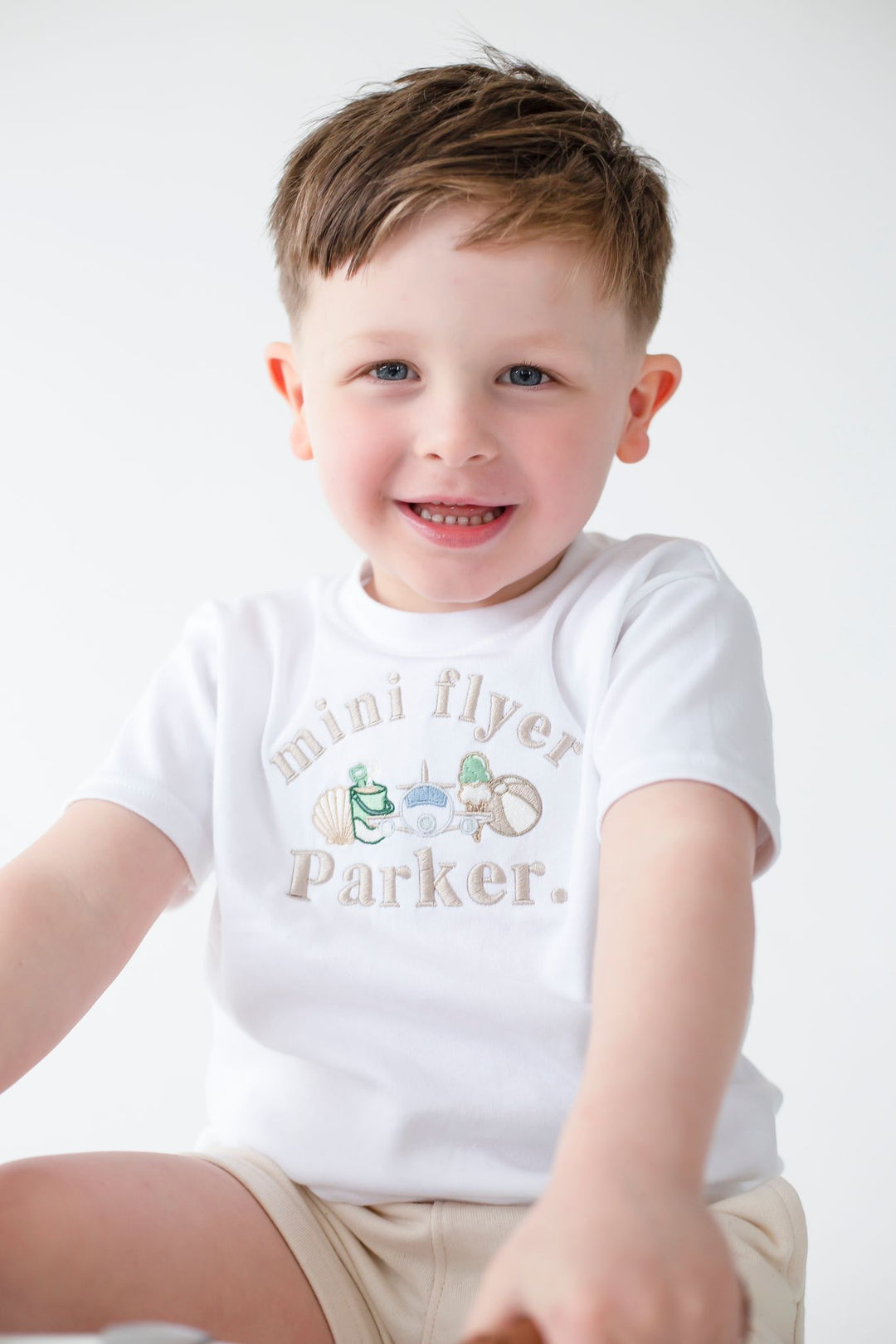 Shell Flyer classic Tshirt - Embroidered