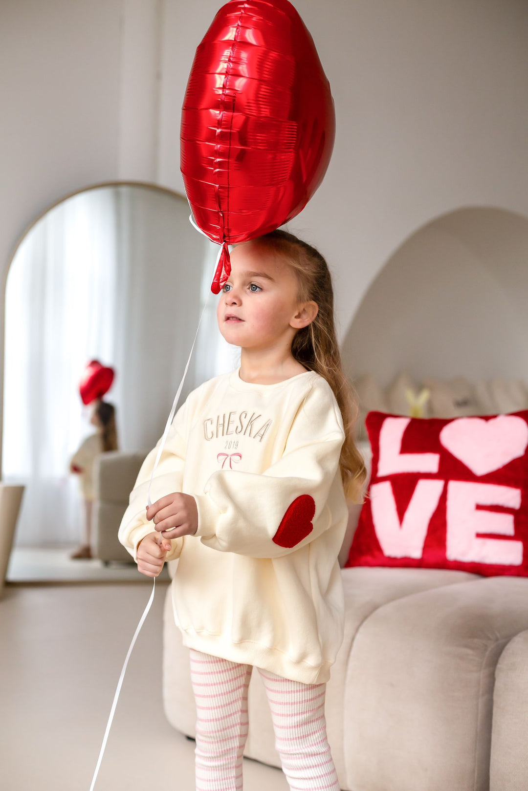 Fleece Vanilla Bow Sweatshirt - Embroidered
