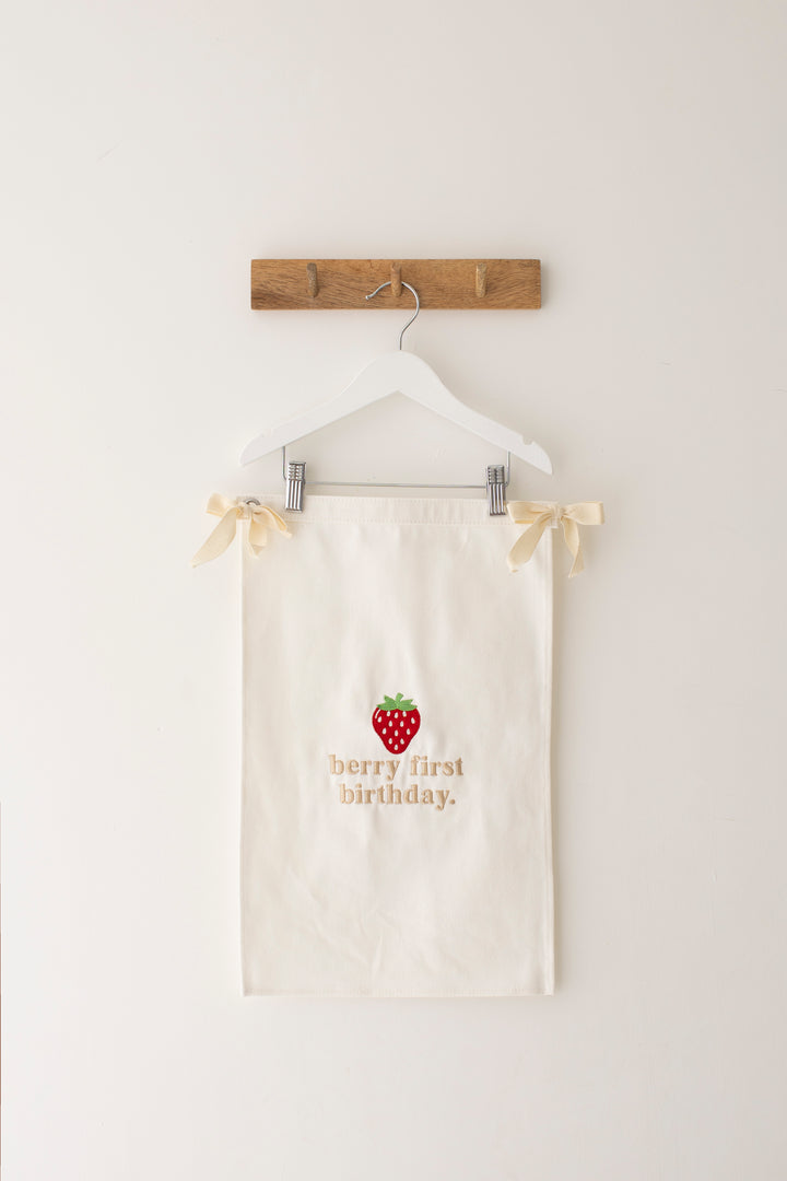 Berry Birthday Banner - Embroidered