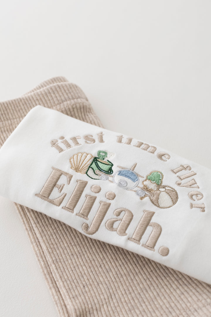 Shell Flyer classic Tshirt - Embroidered