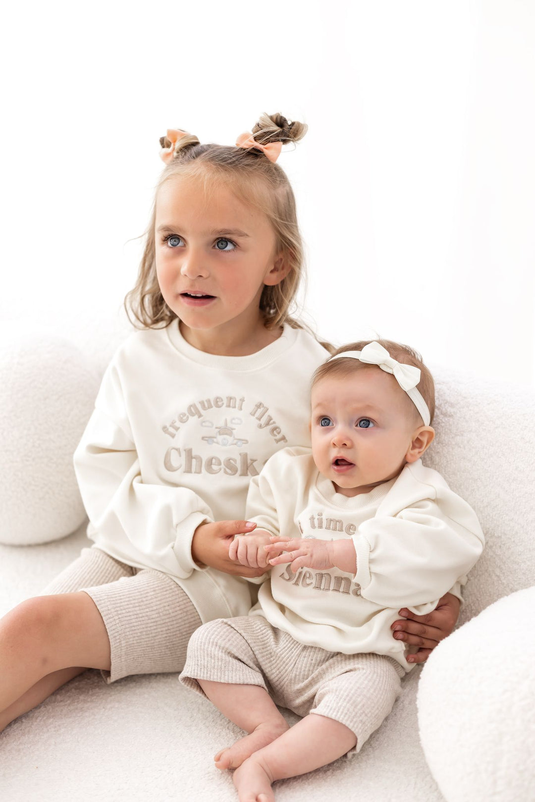 Flyer Signature Indi Elle Sweatshirt - Embroidery