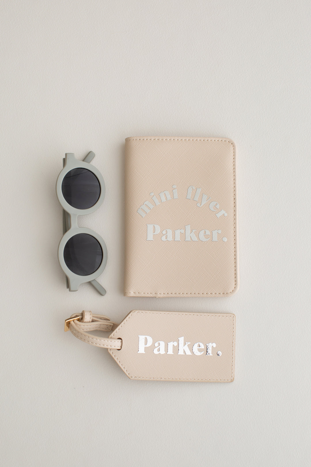 Passport & Tag Set