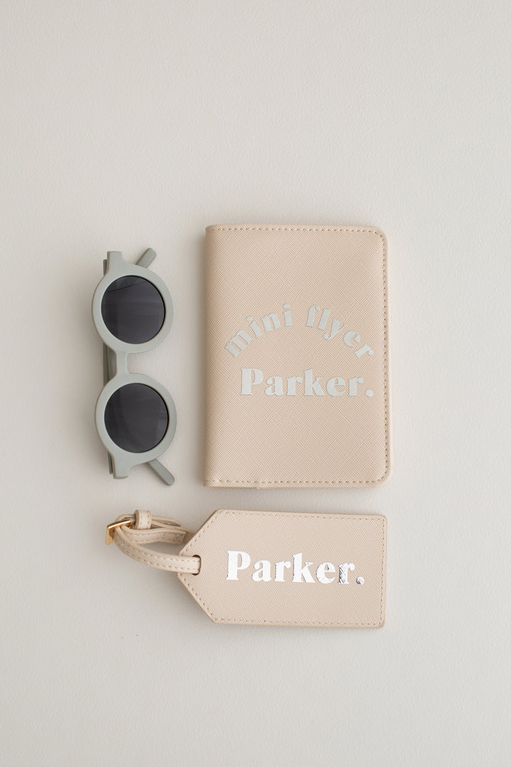 Passport & Tag Set