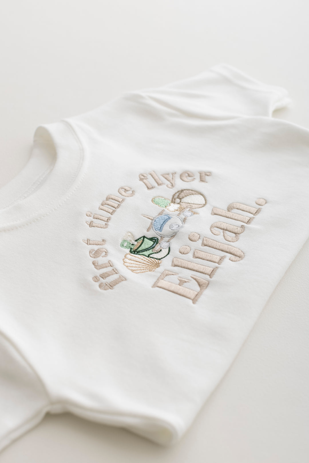 Shell Flyer classic Tshirt - Embroidered