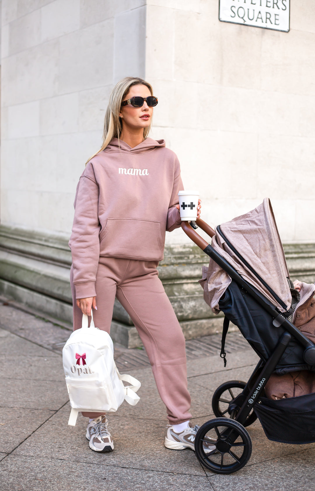 The mama Hoodie - Embroidery (Dolce Mauve)