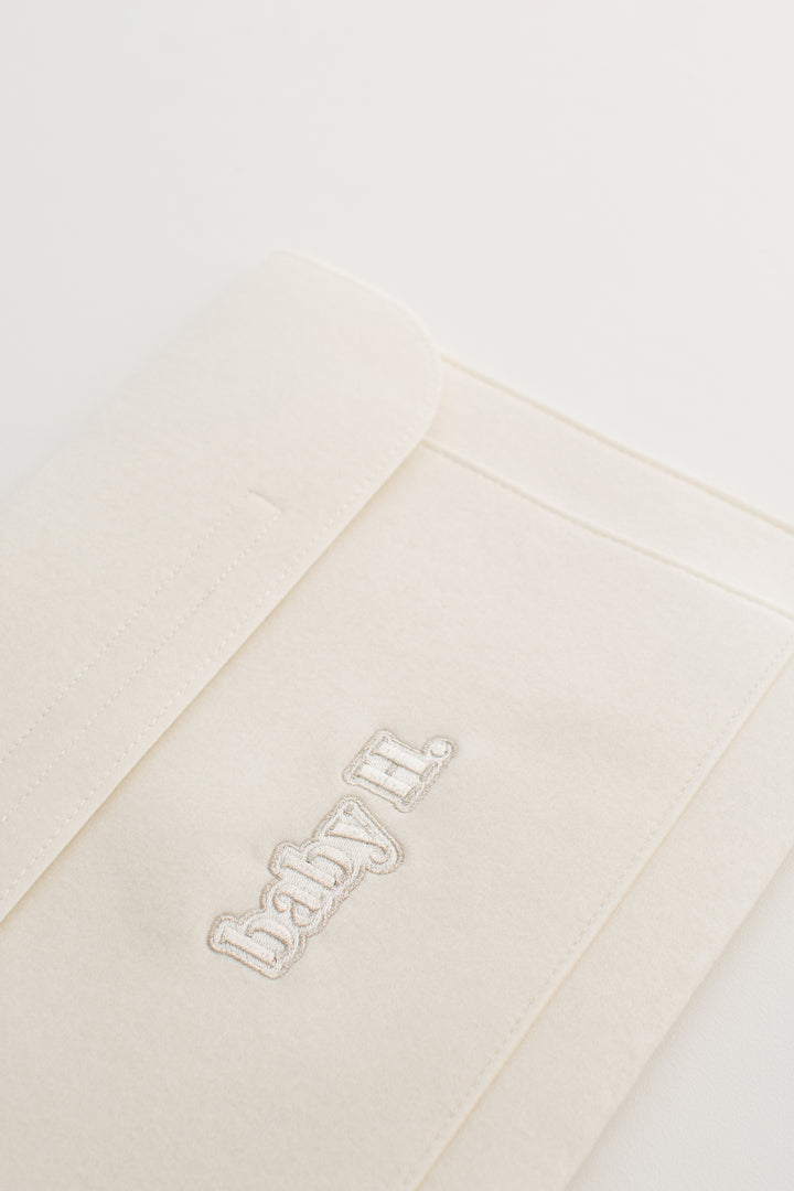 Pregnancy Notes Holder