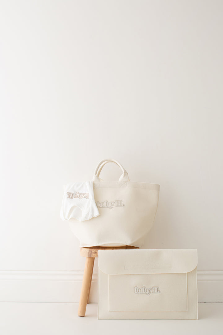 Pregnancy Notes Holder
