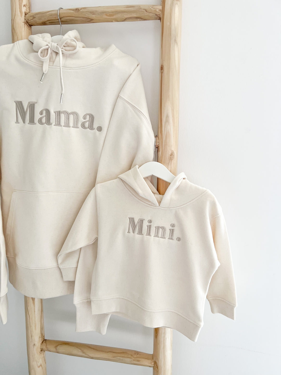 Mini matching Hoodie Signature - Embroidered