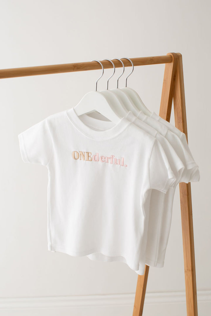 ONEderful classic Tshirt - Embroidered