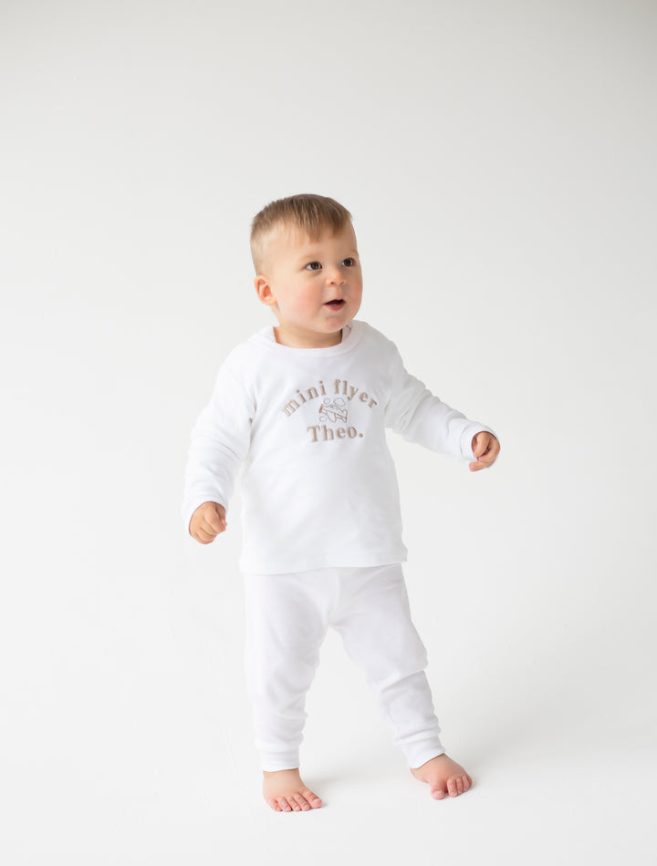 Flyer Lounge Set - Embroidered